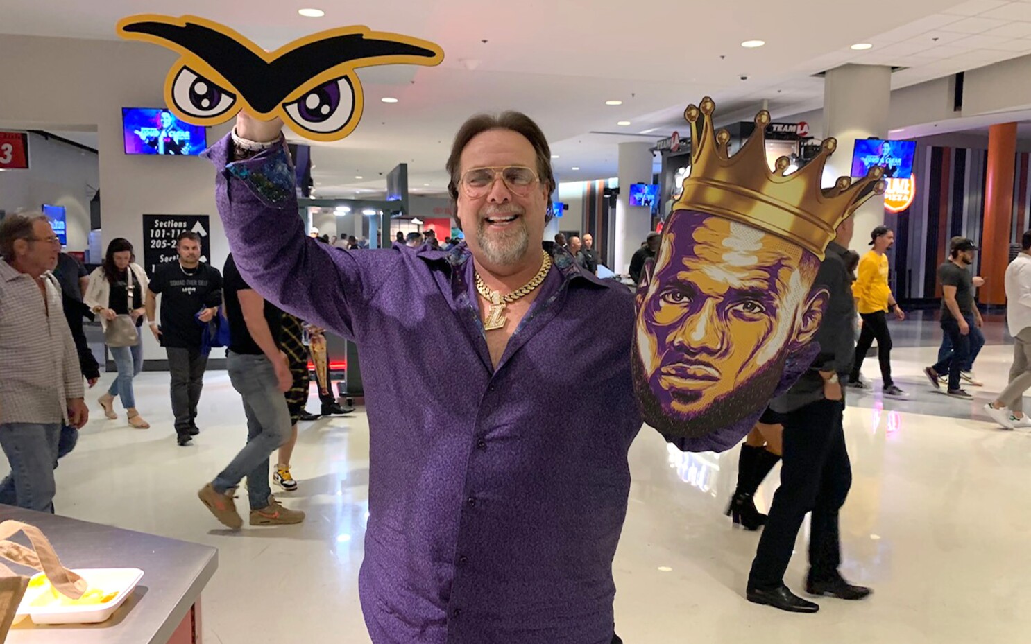 Markazi His Gif Is A Sign That It Has Been Winning Time For Lakers Los Angeles Times Markazi His Gif Is A Sign That It Has Been Winning Time For Lakers Los Angeles Times