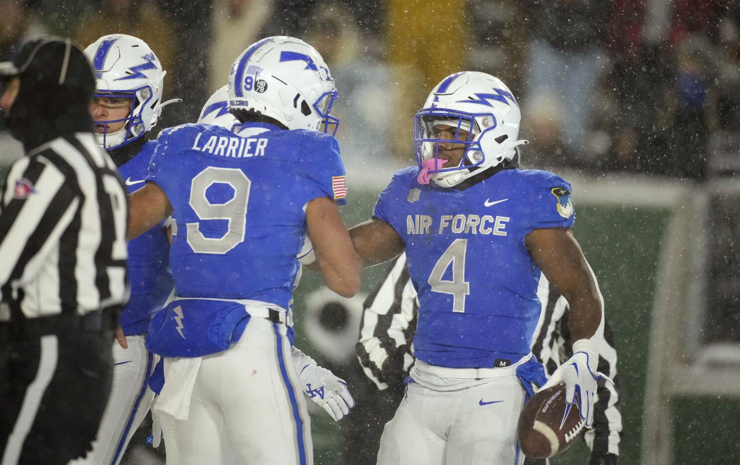 Air Force Earns CIC Trophy With 13-7 Win Over Army - Air Force Academy  Athletics