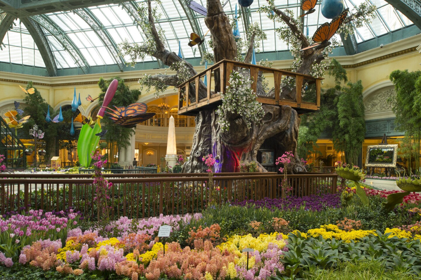 Las Vegas Spring Arrives At Bellagio S Botanical Gardens Los