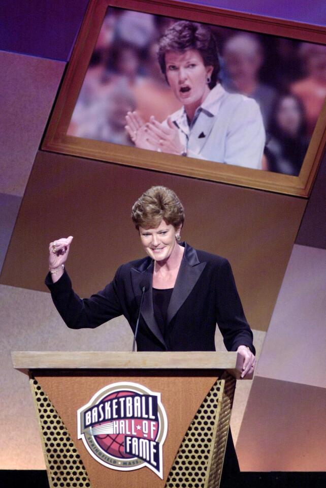 Summitt inducted to Hall of Fame