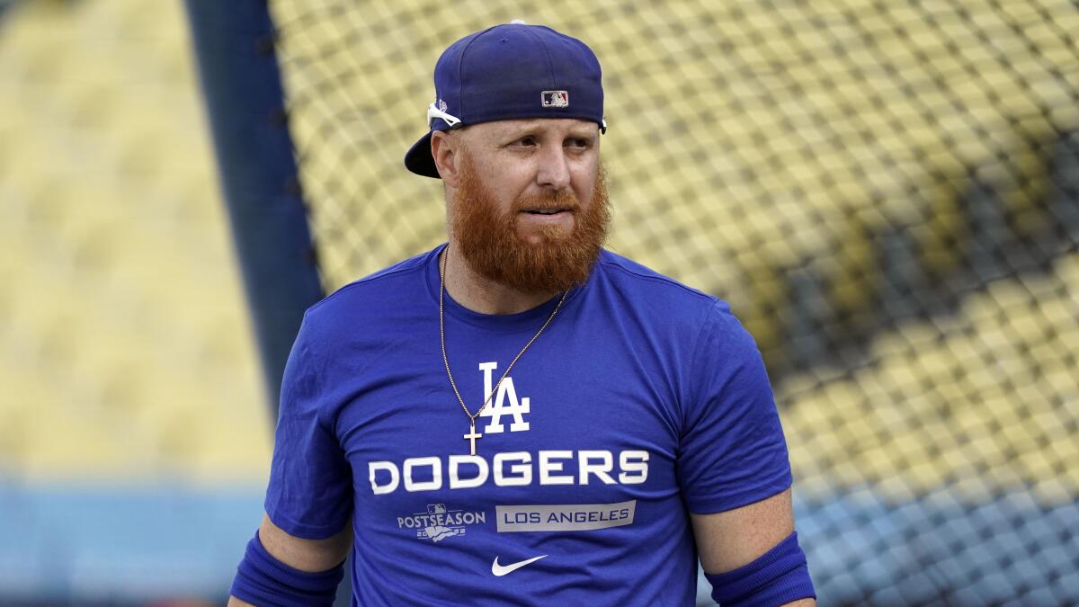 An Open Letter to Justin Turner and M.L.B. - The New York Times