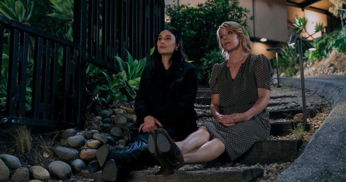 Thanksgiving-aflevering ‘A Man on the Inside’ mediteert over moeders en verlies