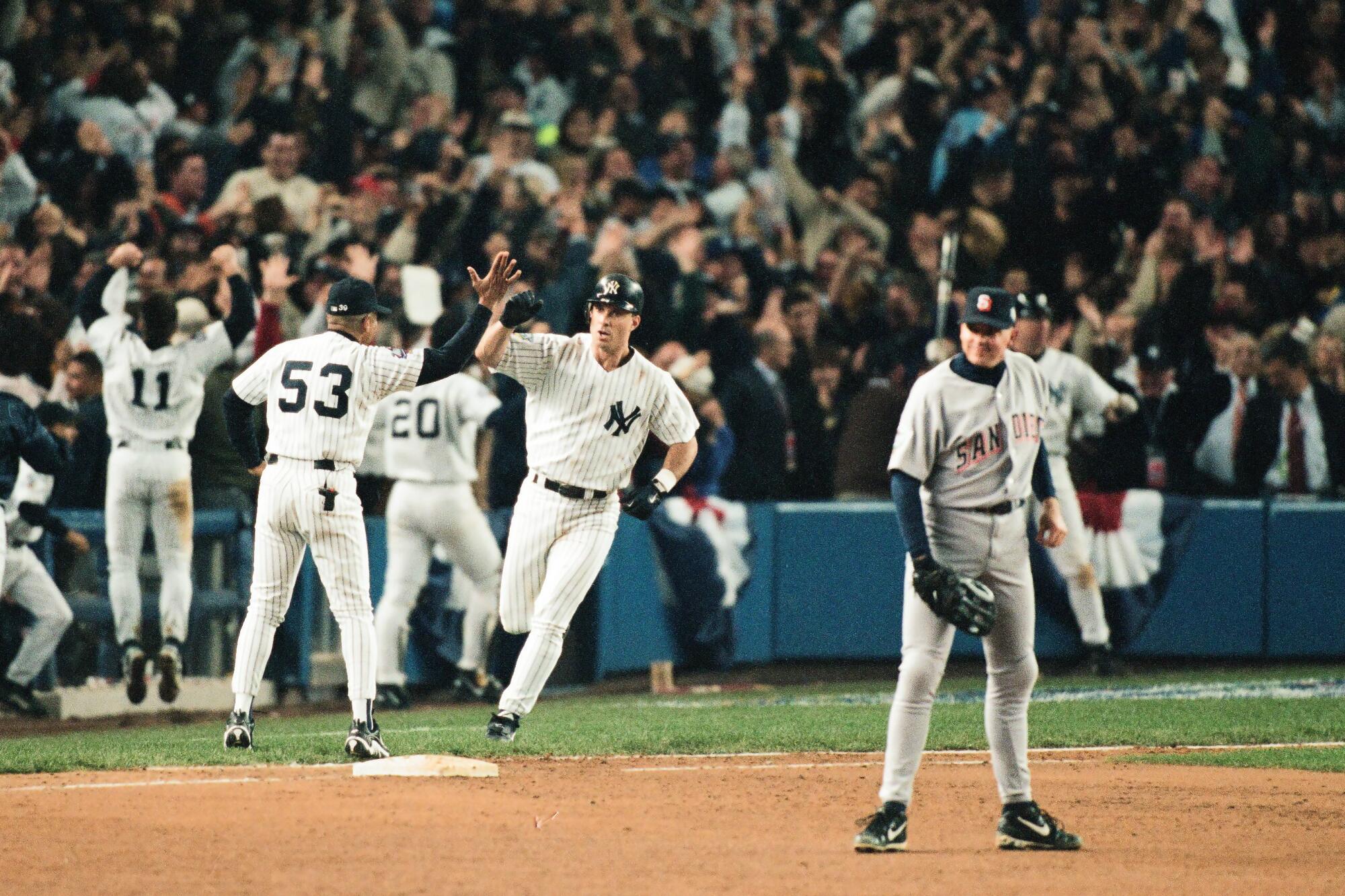 After 25 years, it's time to admit that a blown call didn't cost Padres  Game 1 of the 1998 World Series - The San Diego Union-Tribune