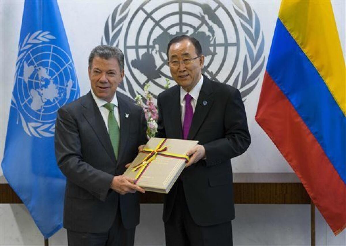 El presidente de Colombia, Juan Manuel Santos, dijo hoy que avanzar en las negociaciones de paz con la guerrilla del Ejército de Liberación Nacional (ELN) hará que la paz en el país sea "completa".