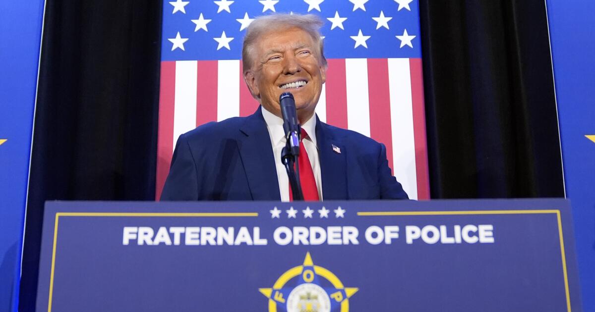 With voters weary of crime, Harris and Trump both tout law enforcement support With voters weary of crime, Harris and Trump both tout law enforcement support