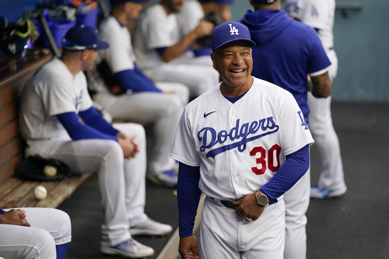 Dodgers might make some changes, but Dave Roberts is staying - Los Angeles  Times