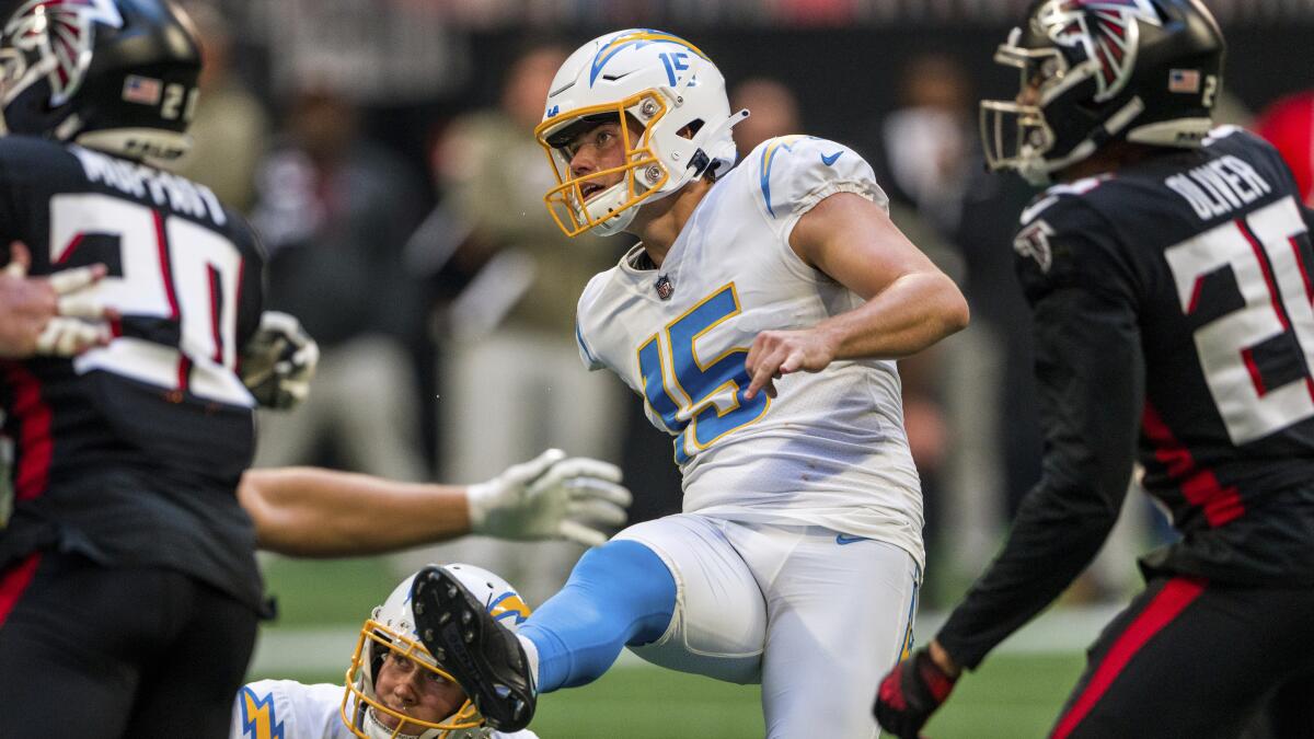 What was going through Eagles' Cameron Dicker's mind before hitting the  game-winning field goal? 