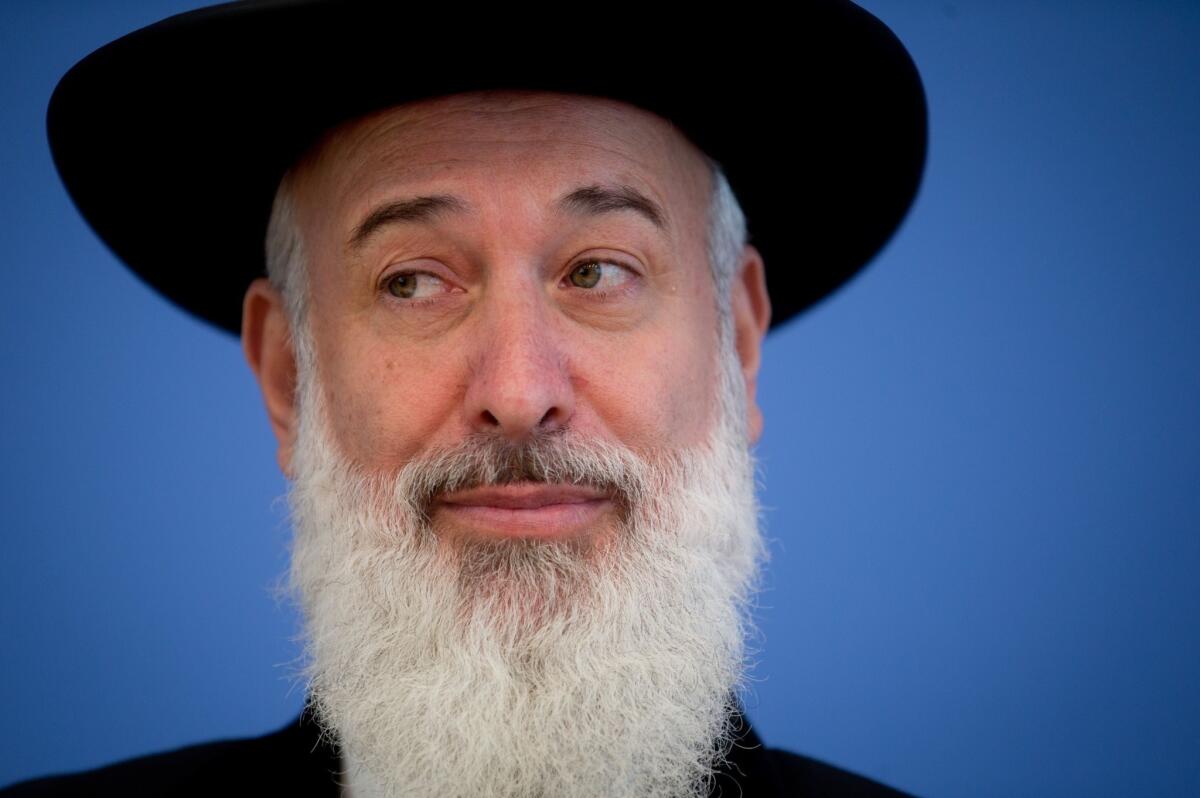 Former Israeli Chief Ashkenazi Rabbi Yona Metzger has been arrested on suspicion of taking bribes, fraud and obstructing justice.