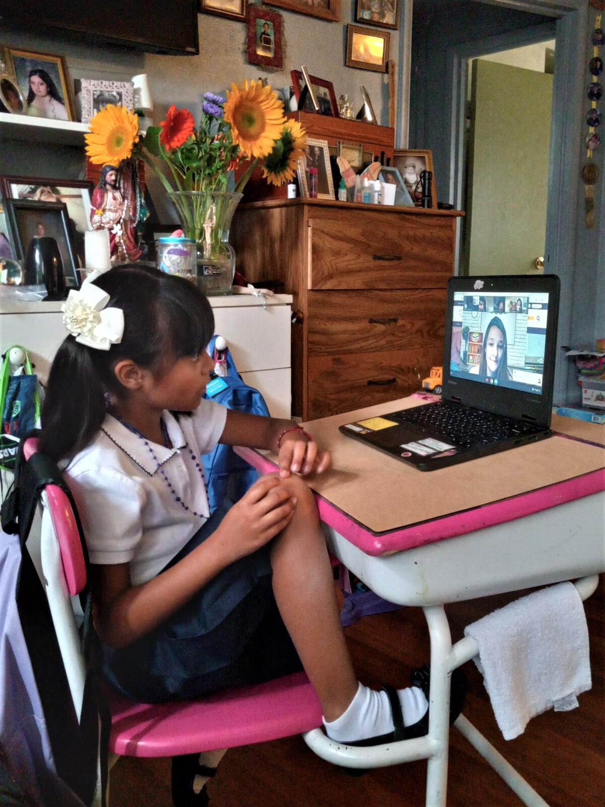 A student of NMUSD's Cloud Campus engages in an online lesson during the 2021-22 school year.