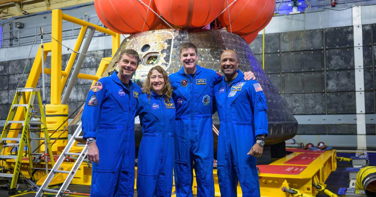 Les astronautes d’Artemis II rentrent chez eux sous les applaudissements après une mission record