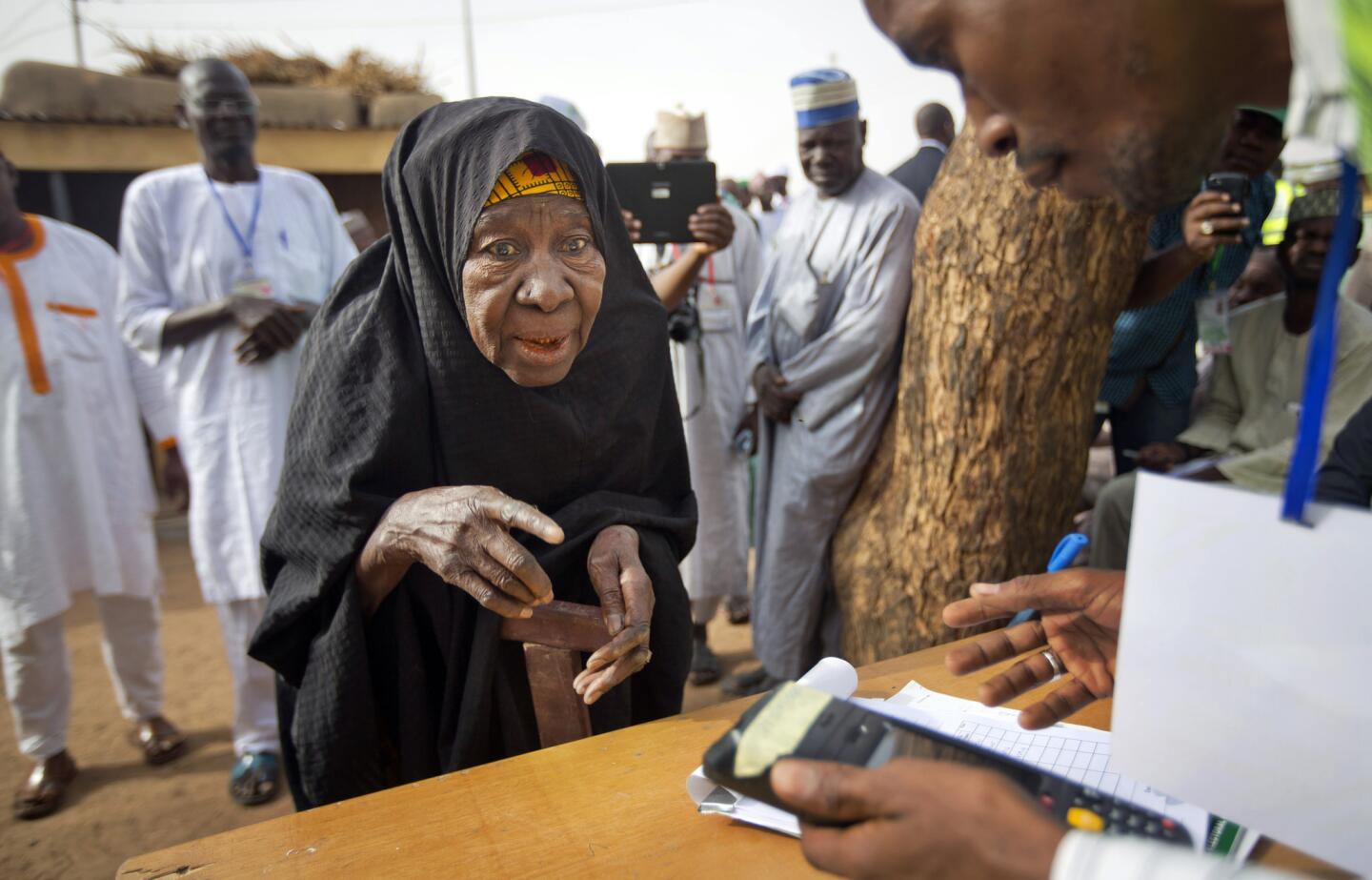 Nigerians vote