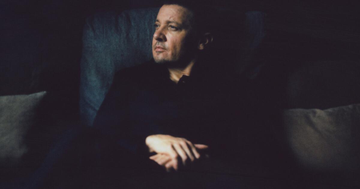 Filmmaker Accuses Jeremy Renner of Sending Explicit Photos and Threatening ICE—Actor Denies Allegations Filmmaker Accuses Jeremy Renner of Sending Explicit Photos and Threatening ICE—Actor Denies Allegations