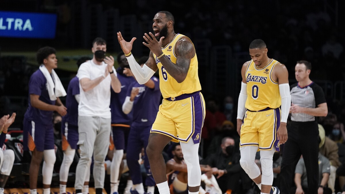 Talen Horton-Tucker struggles in his return: Takeaways from Lakers’ loss to Suns