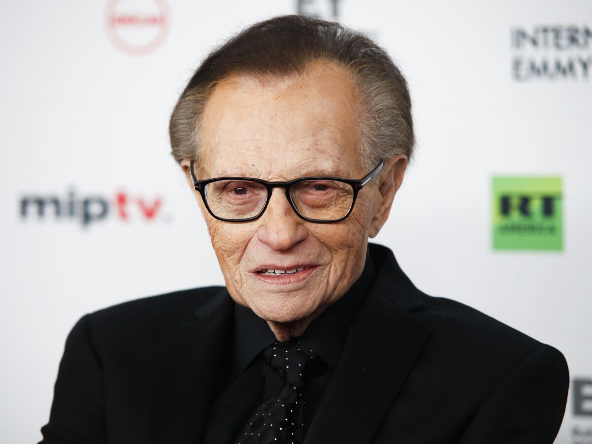 Larry King attends the 45th International Emmy Awards in New York in 2017.