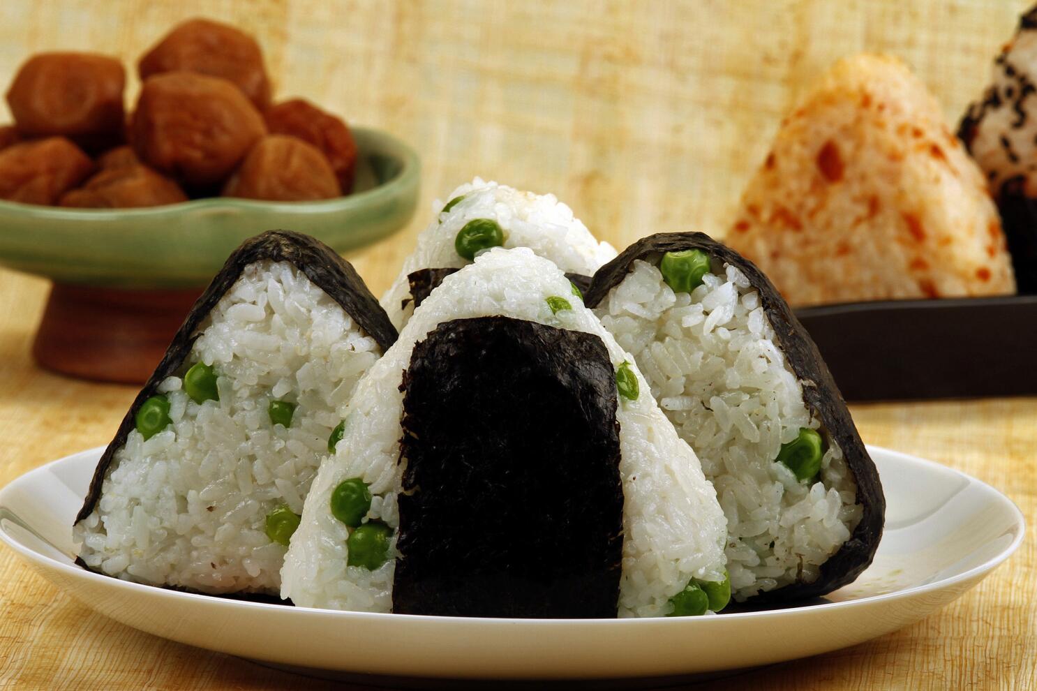 Onigiri (Rice Balls) Recipe