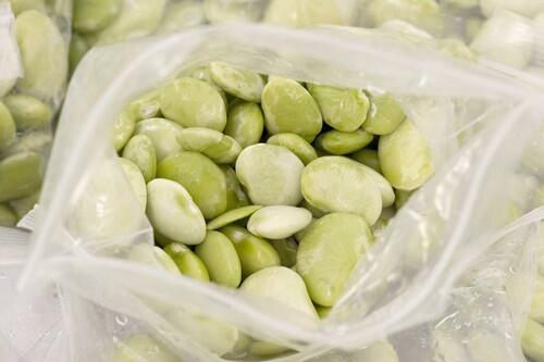 McGrath Family Farm of Camarillo sells fresh Fordhook lima beans at the Beverly Hills farmers market.