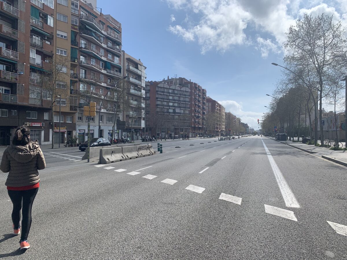 Fue hasta que se entendió la gravedad de la situación, que las calles de la bulliciosa ciudad de Barcelona se empezaron a quedar solas.