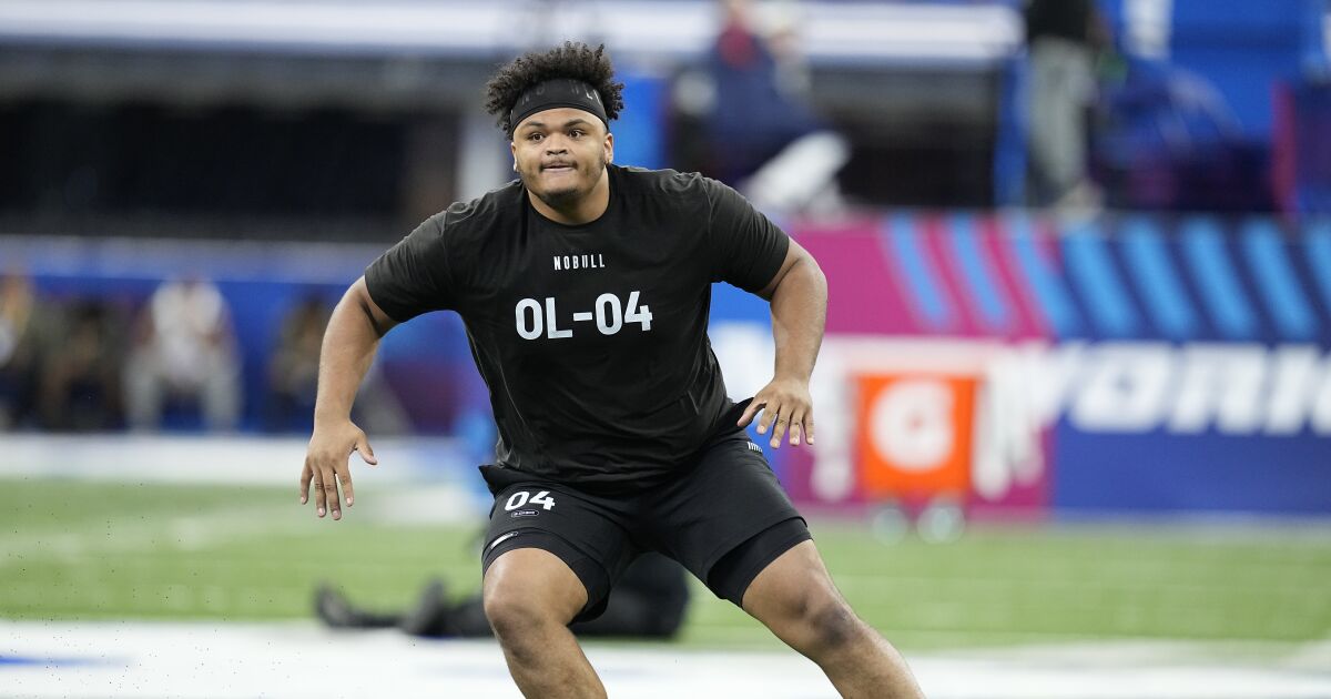 Rams open NFL draft by addressing glaring need on offensive line