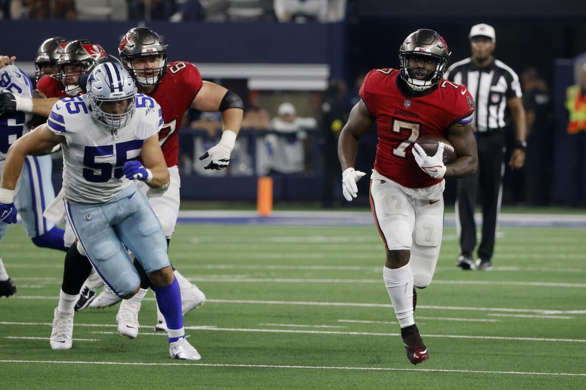 Thursday Night Football: Cowboys vs. Buccaneers - Bleeding Green Nation