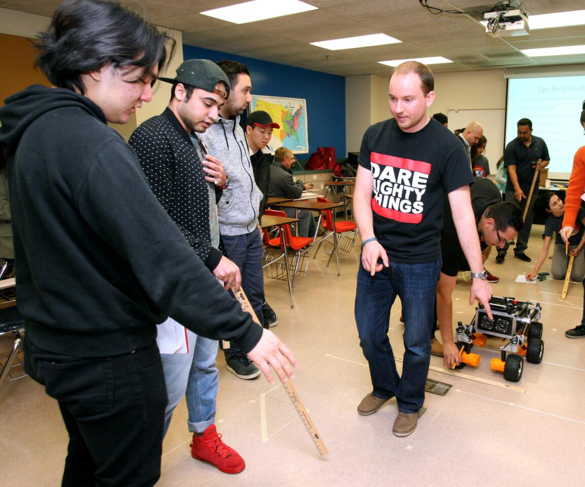 Photo Gallery: Second Annual Society of Hispanic Professional Engineers Maker Faire