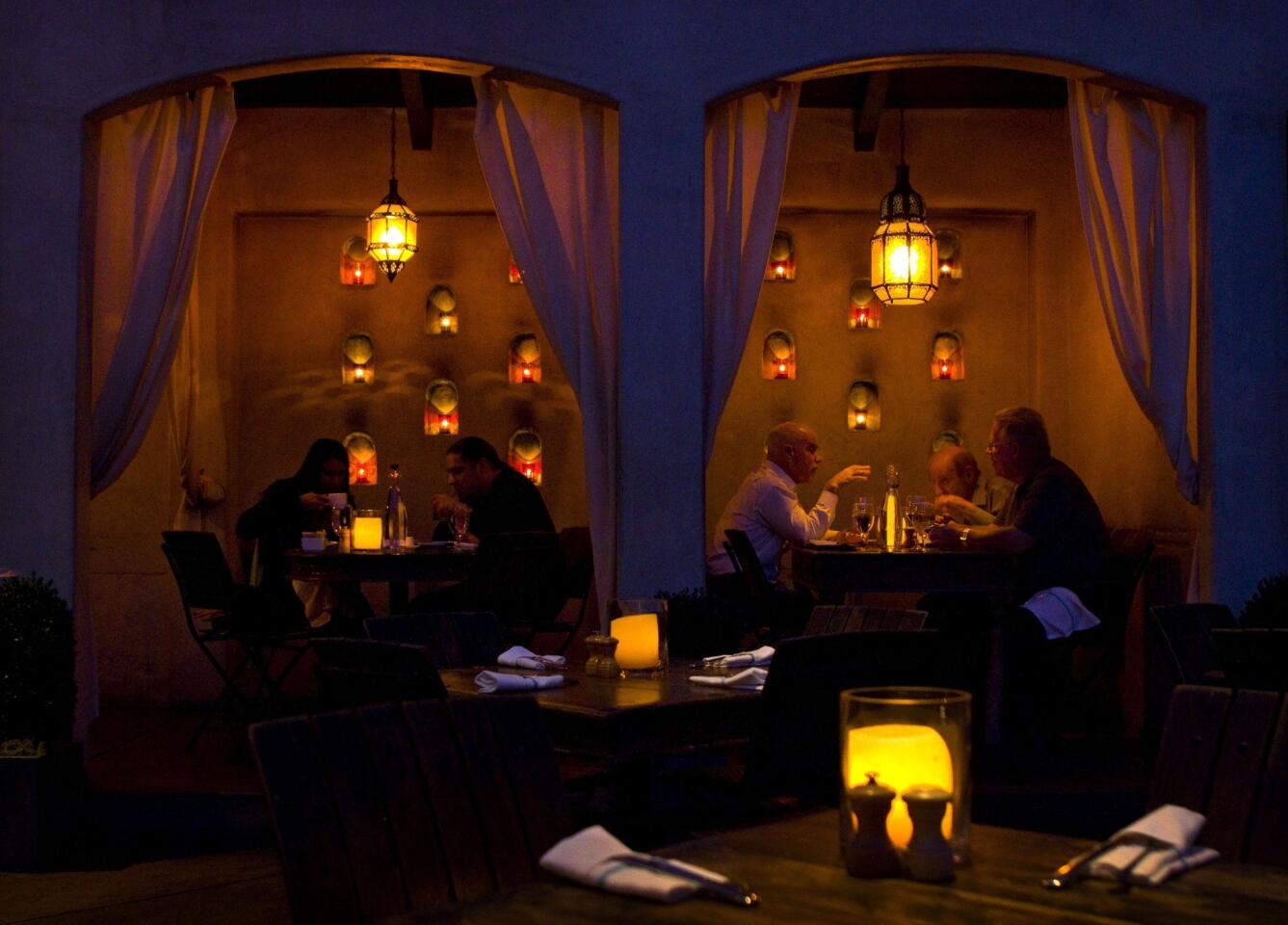 Firefly restaurant in Studio City