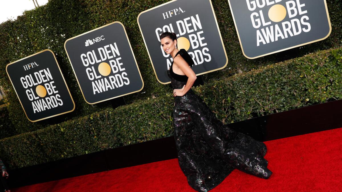Emma Stone's Dress: Hollywood Foreign Press Association 2016 Grants Banquet