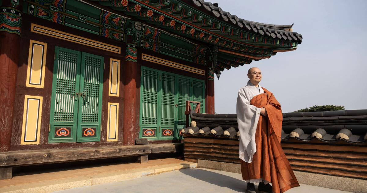 Inspired by reality TV, Buddhist monks become matchmakers Inspired by reality TV, Buddhist monks become matchmakers