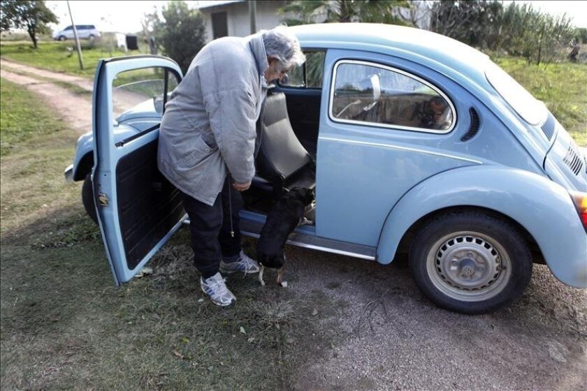 Uruguay S Mujica Says He Won T Sell Famous Vw Beetle San Diego Union Tribune En Espanol