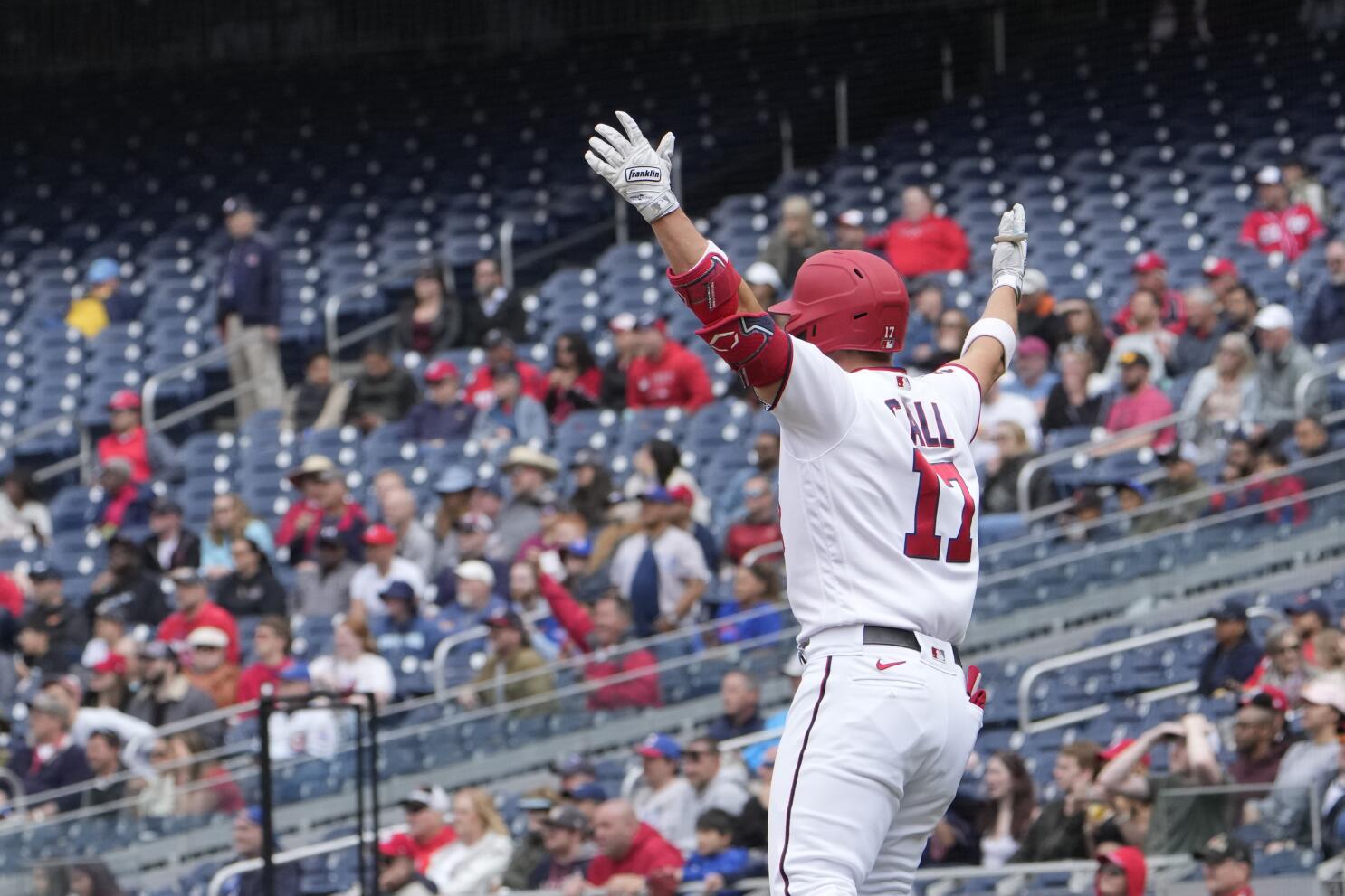 Miami Marlins walk off on Washington Nationals, 4-3, on bases