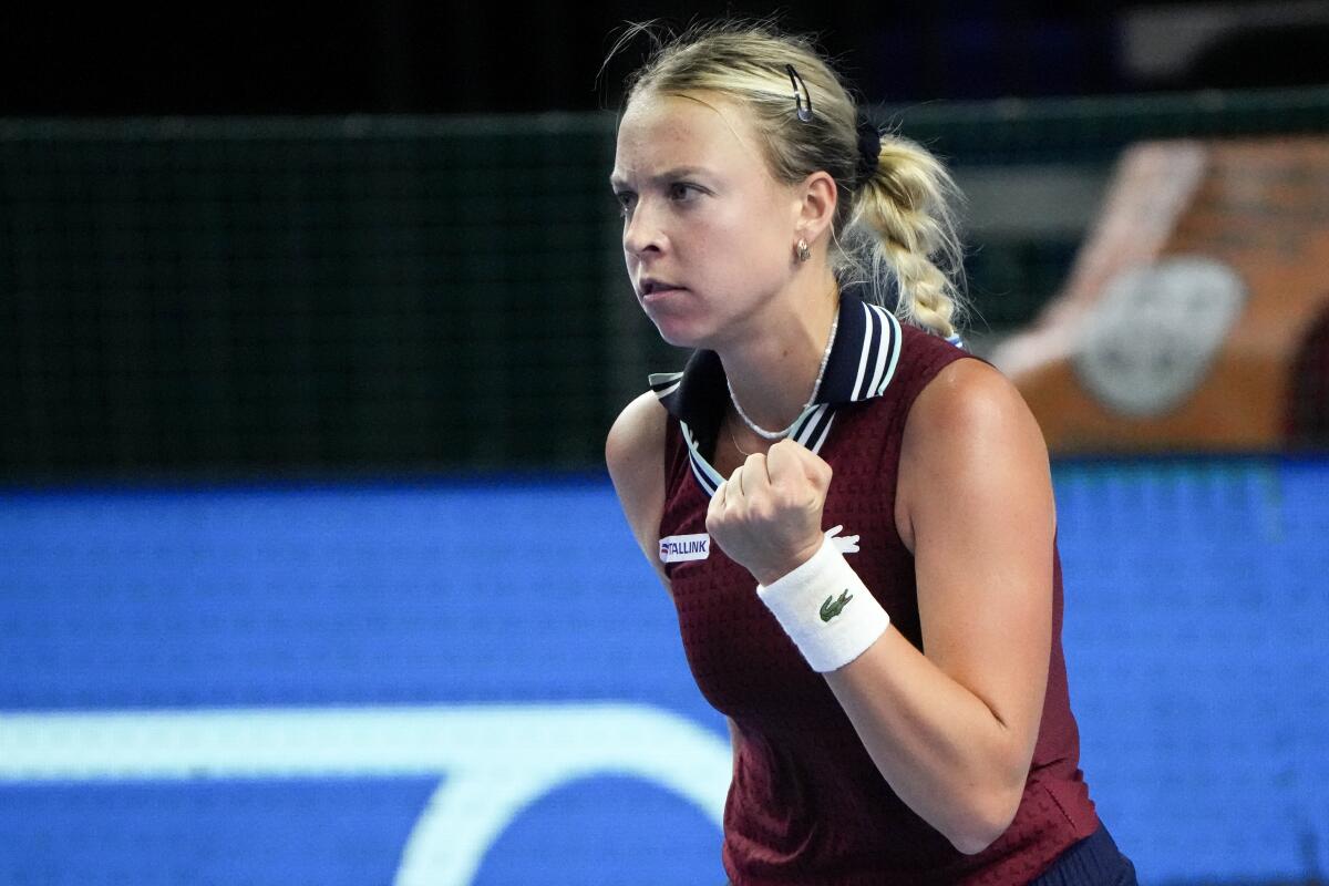 Anett Kontaveit durante la final de la Copa Kremlin contra Ekaterina Alexandrova 