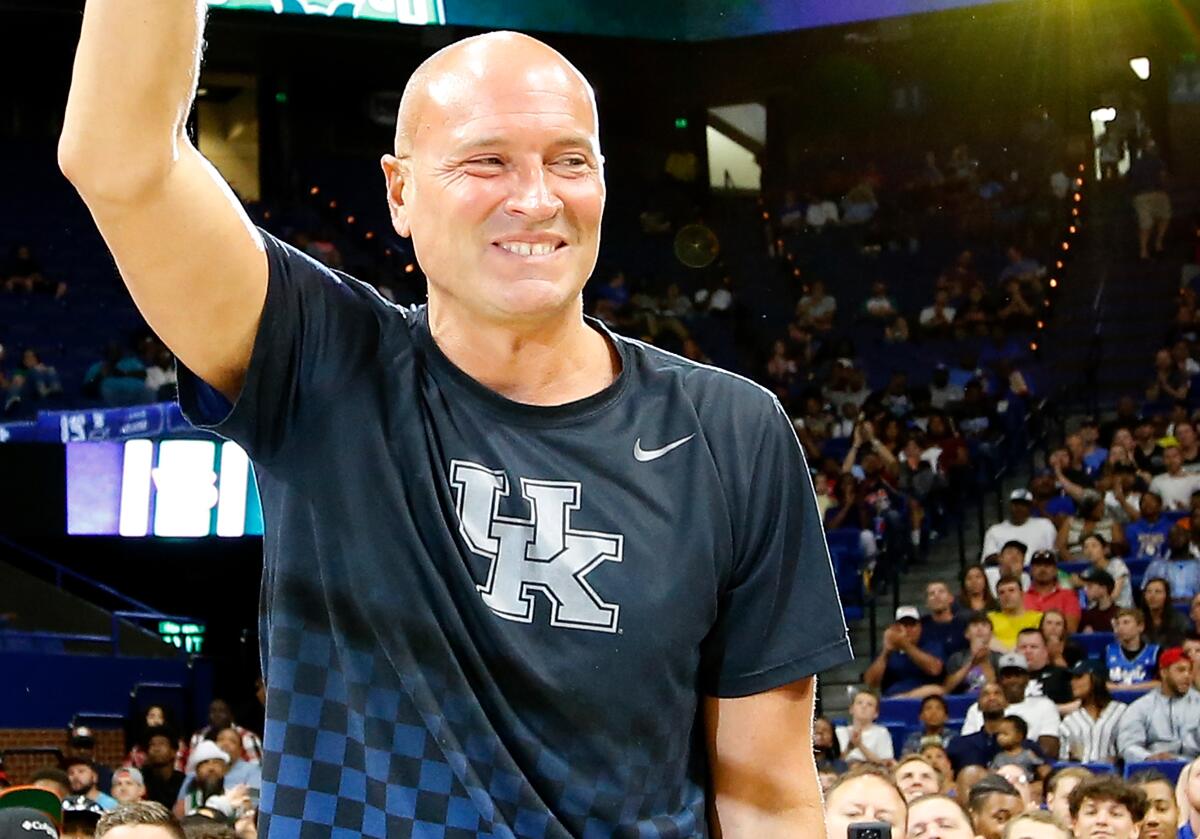 Rex Chapman goes from opioid addiction to social media standout - Los Angeles Times