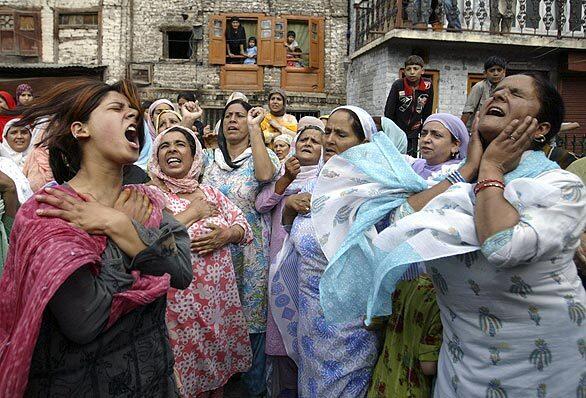 Kashmir: funeral procession