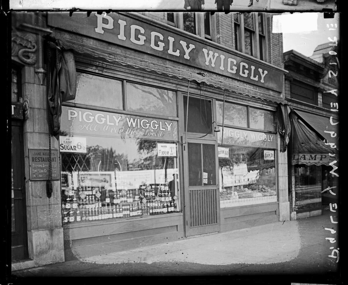 View of the front of the Piggly Wiggly store, located at 106 South Austin in the Austin community area, Chicago, Ill., 1926.