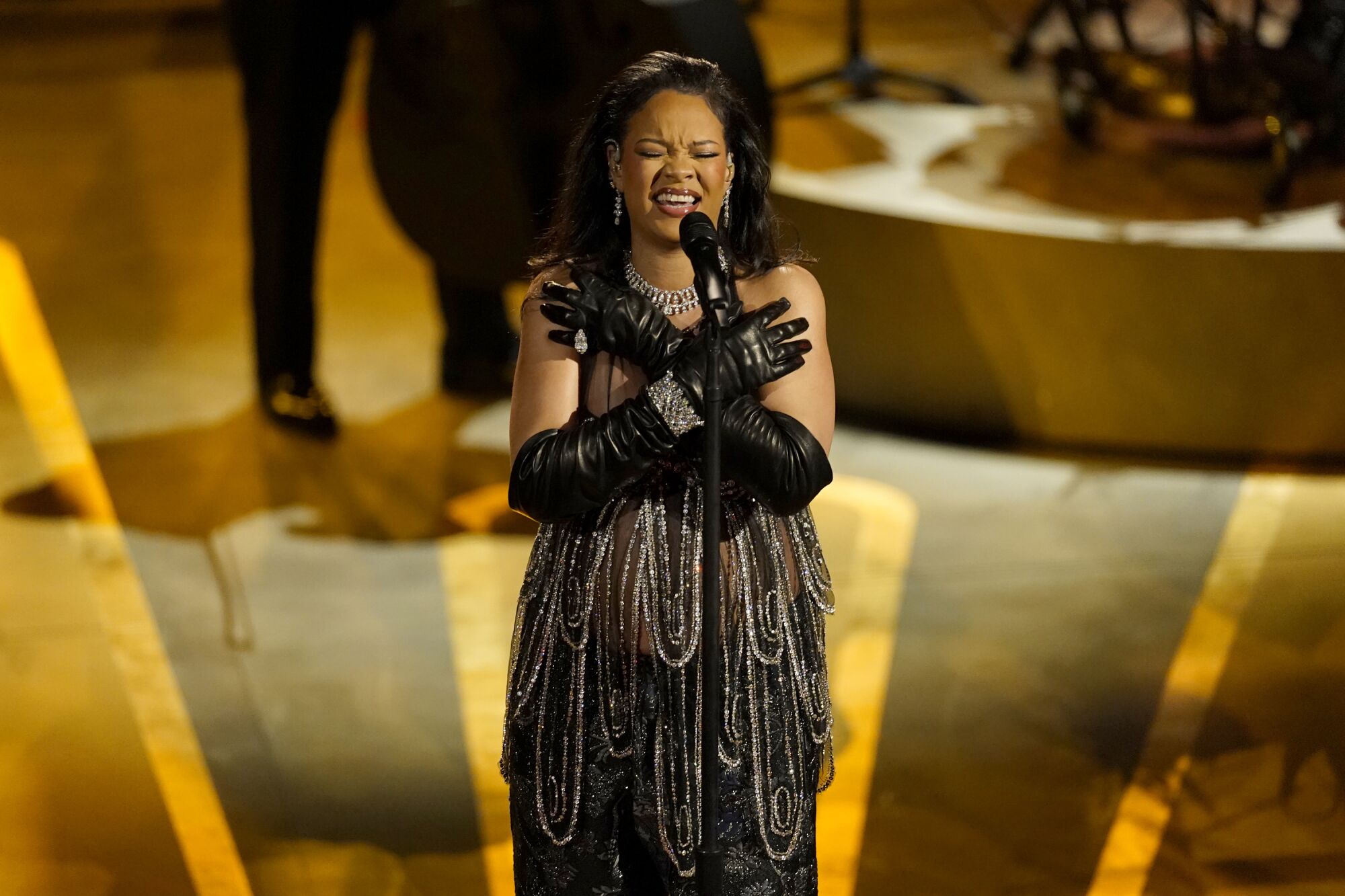 Rihanna interpretó"Lift me up", el tema de la banda sonora de "The Black Panther: Wakanda Forever".