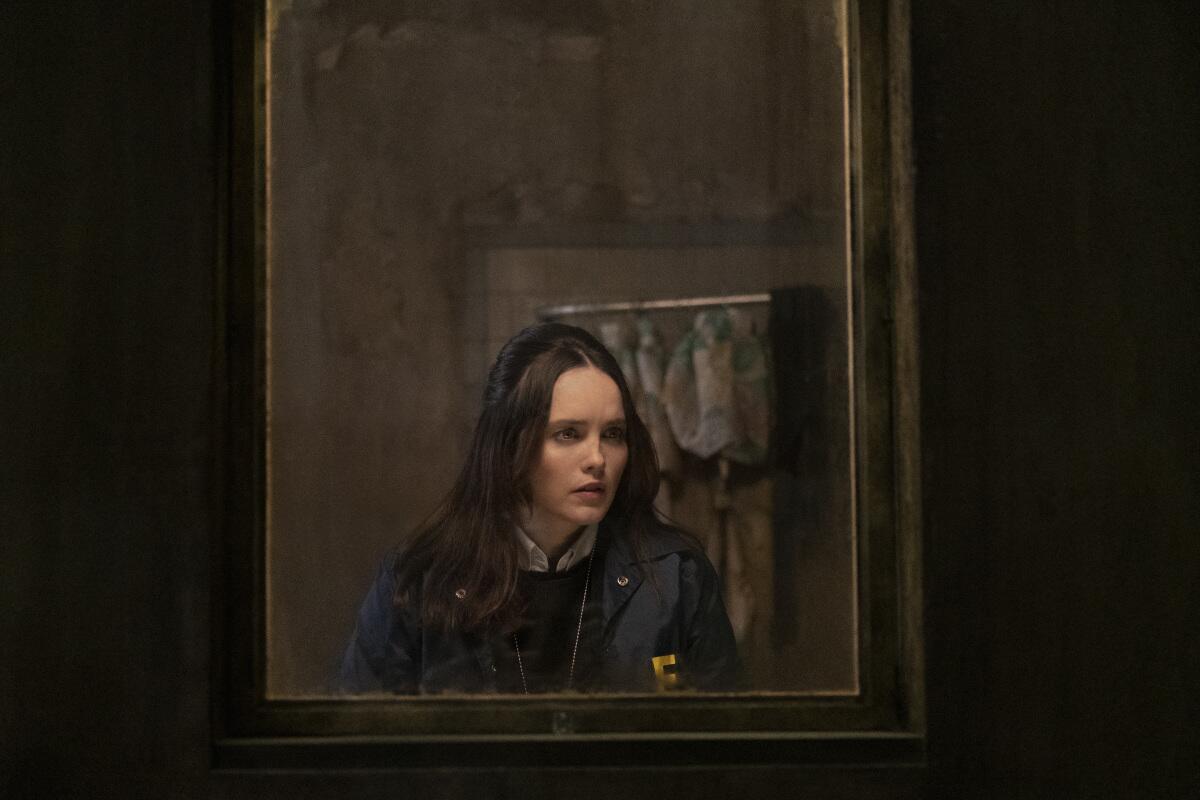 Rebecca Breeds as FBI agent Clarice Starling in "Clarice."