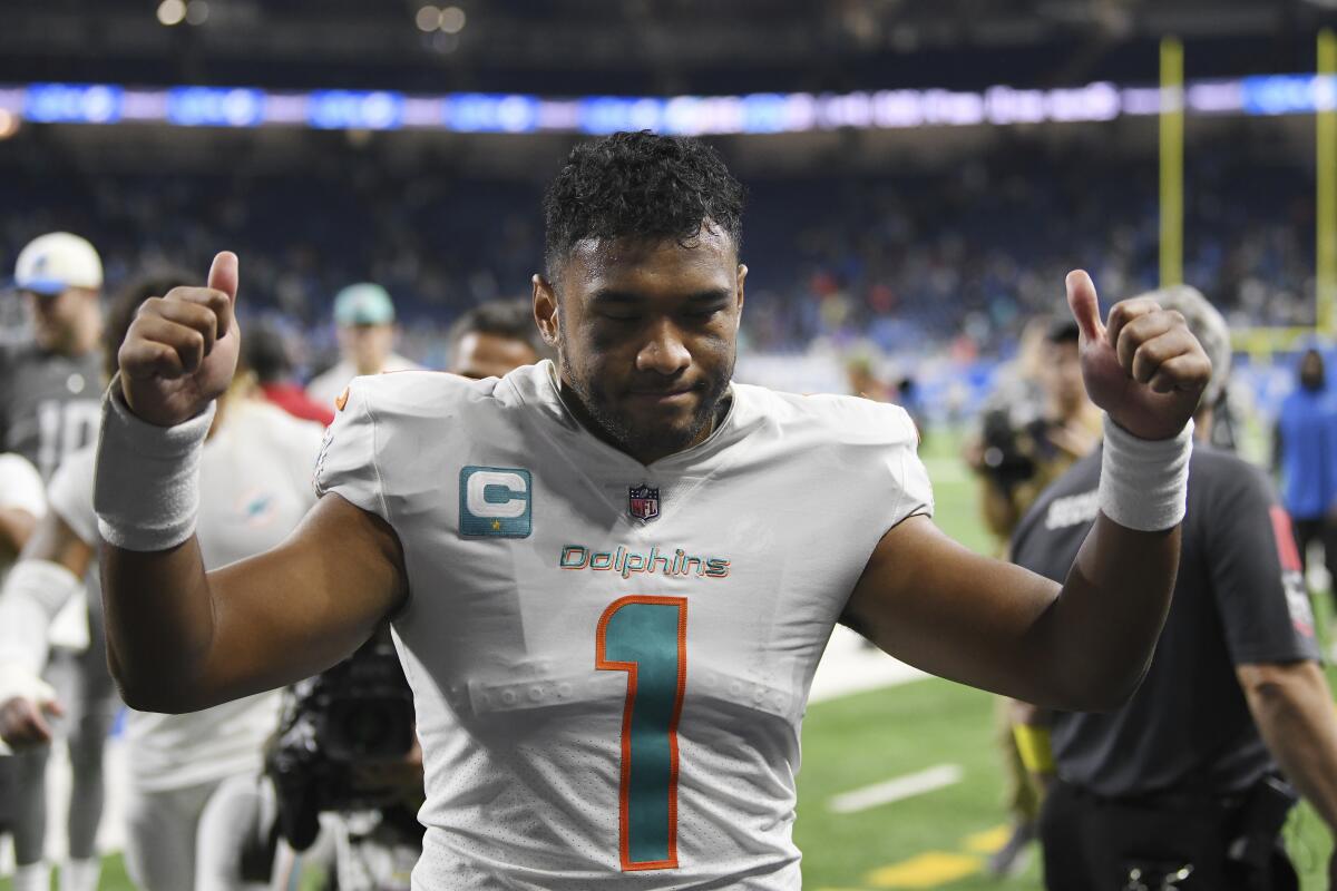 Tua Tagovailoa should have the Miami Dolphins thinking playoffs - Sports  Illustrated