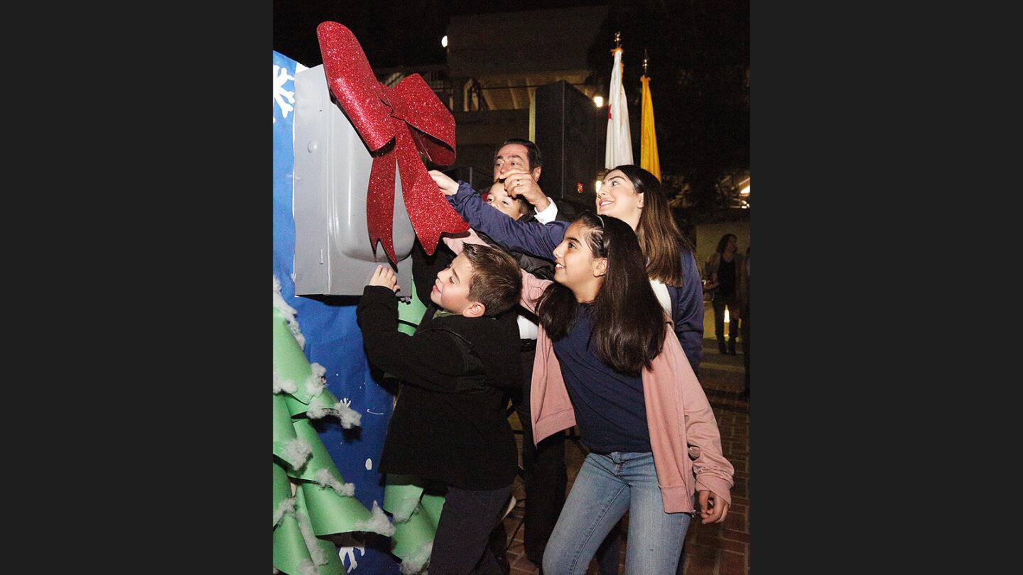 Photo Gallery: Annual Glendale holiday tree lighting