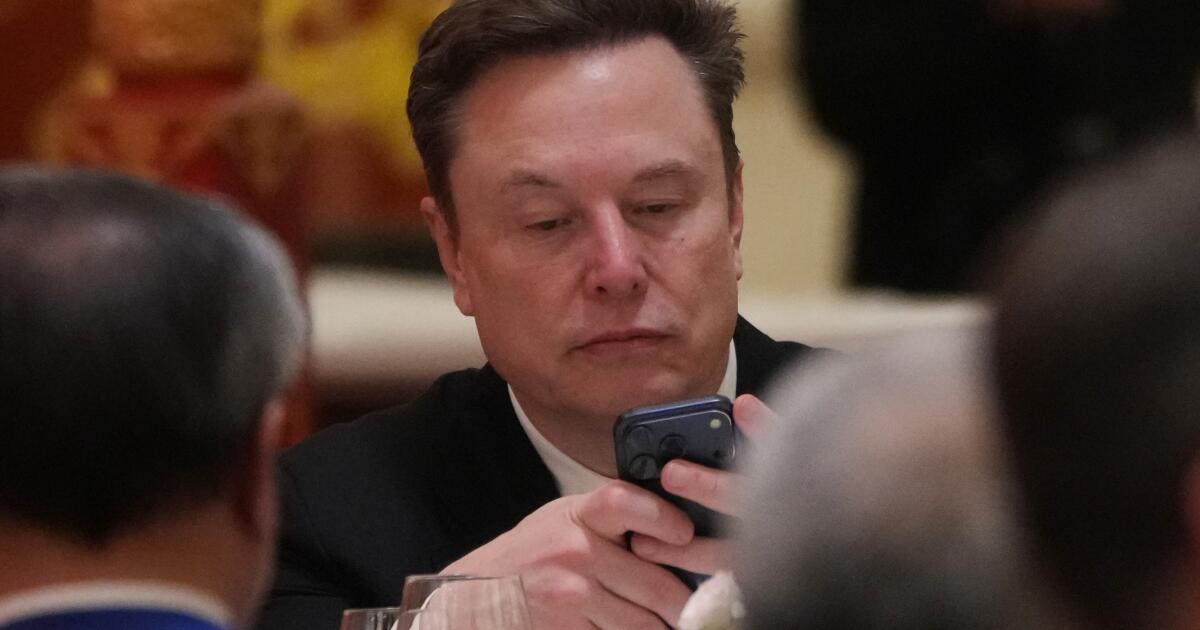 Elon Musk devient le premier entrepreneur mondial : c’est ce que 1 000 milliards de dollars peuvent acheter