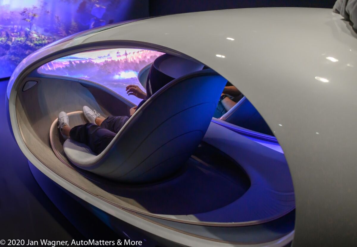 Autonomous concept vehicle cockpit at CES 2020