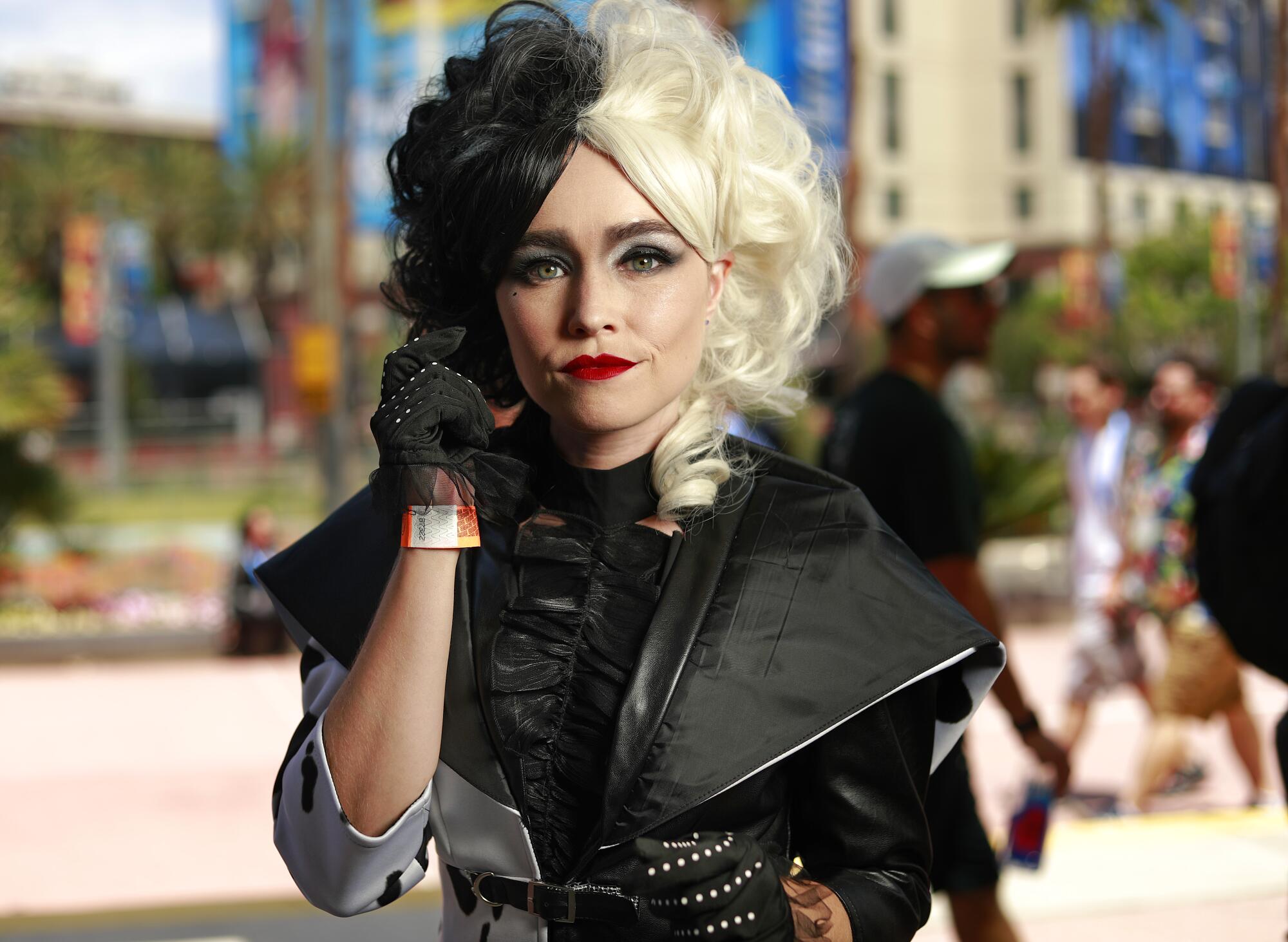 Ashton Gable of Anaheim dressed as Cruella de Vil at Comic-Con.