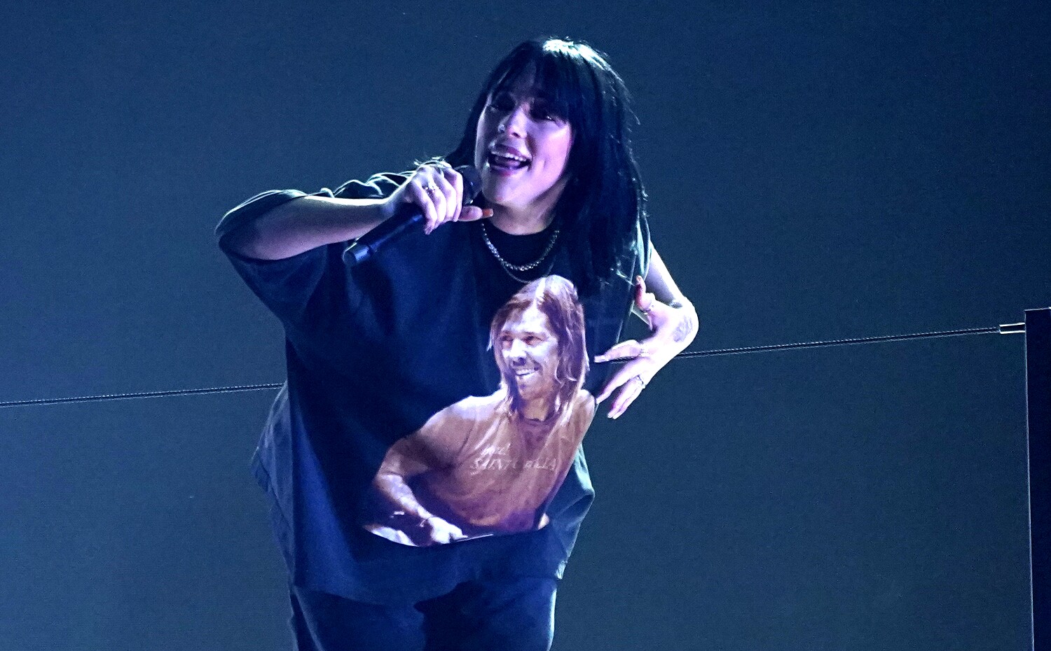 How Billie Eilish honored late Foo Fighters drummer Taylor Hawkins at 2022 Grammys