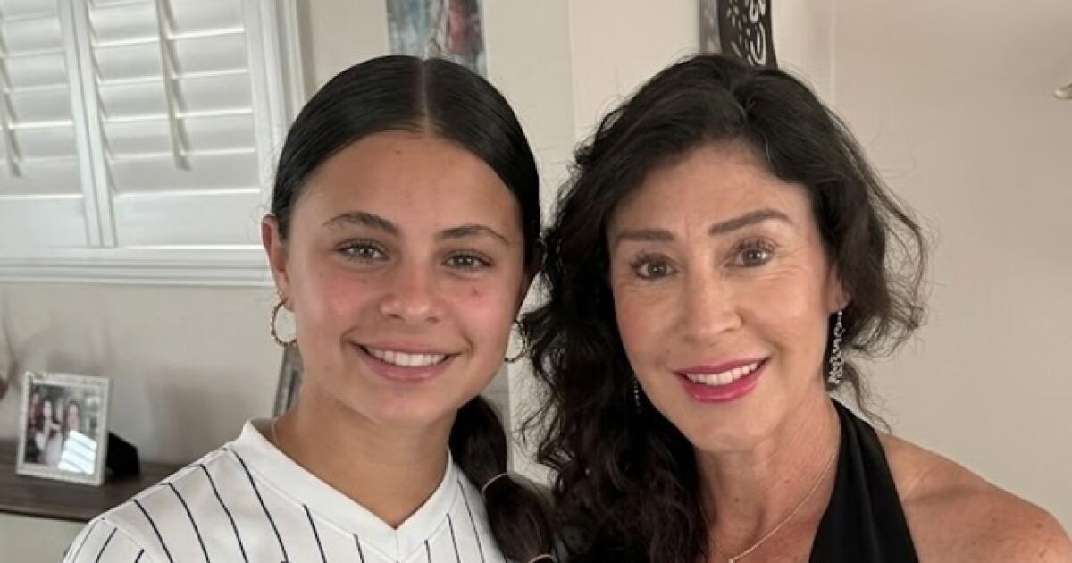 Prep talk: Chaminade shortstop London Mills is lucky she doesn't have to face mom in soccer