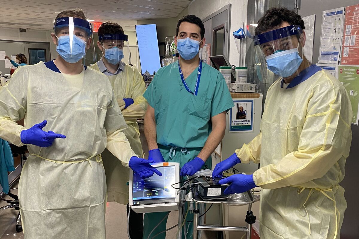 Doctors at Mt. Sinai hospital