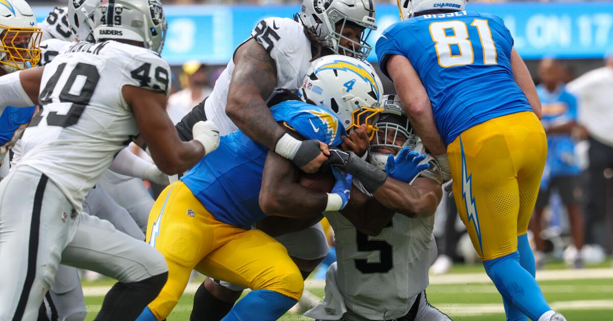 Chargers open Jim Harbaugh era in LA with win over Raiders