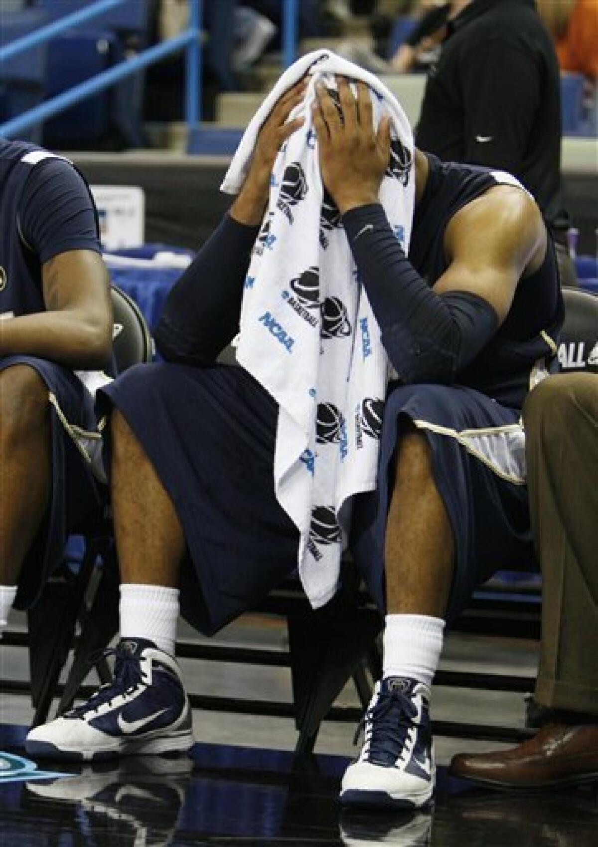 Kentucky Wildcats NCAA Basketball Jersey Demarcus Cousins Nike