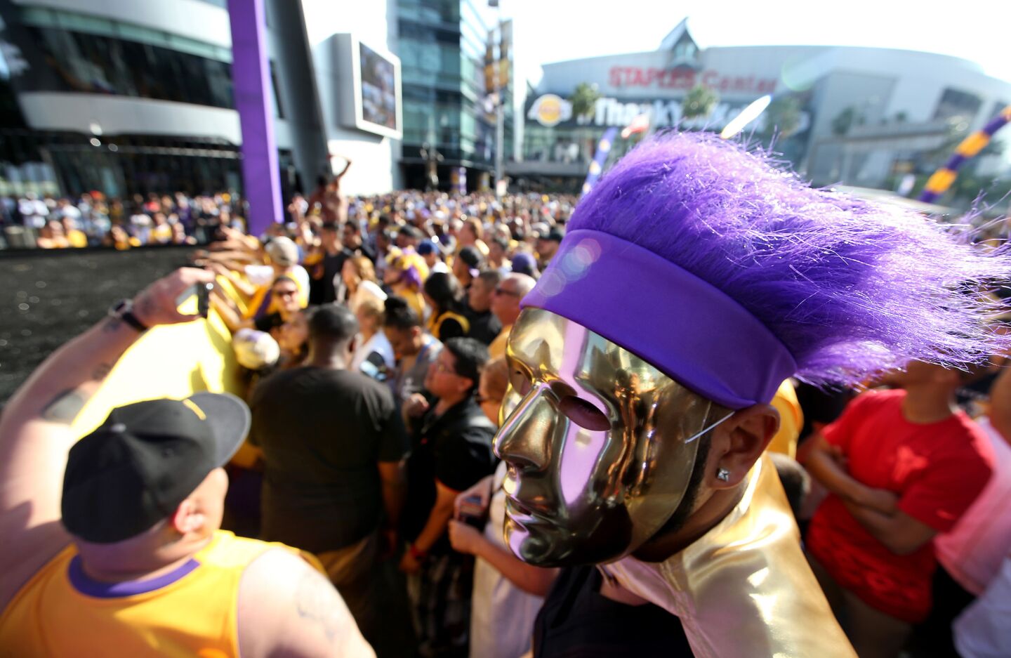 Fans gathered outside Staples Center ahead of Kobe Bryant's final game with the Lakers.
