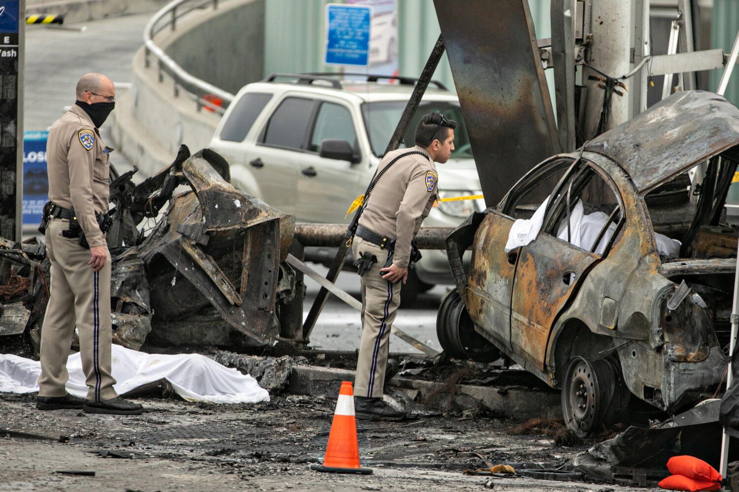 Trial begins for nurse accused in fiery South L.A. car crash that left six dead