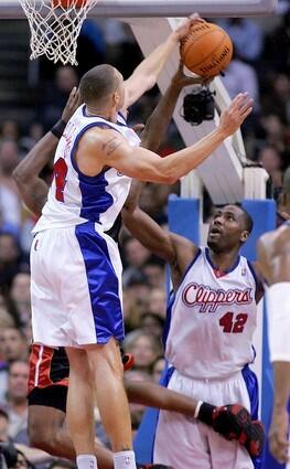 Clippers Aaron Williams