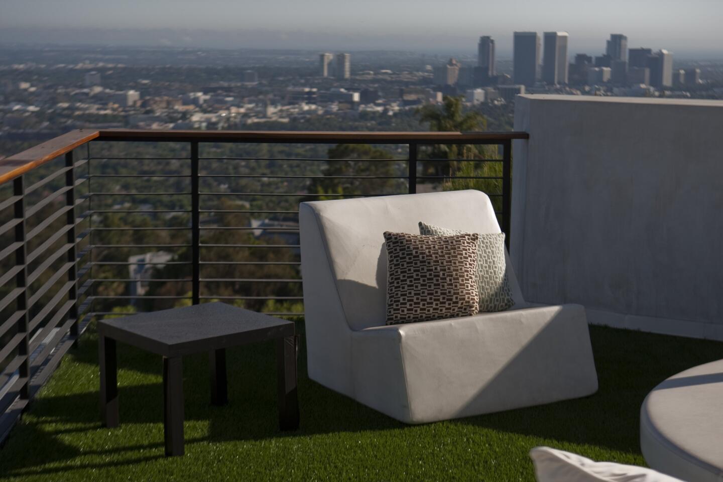 Jill Greenberg's Hollywood Hills escape