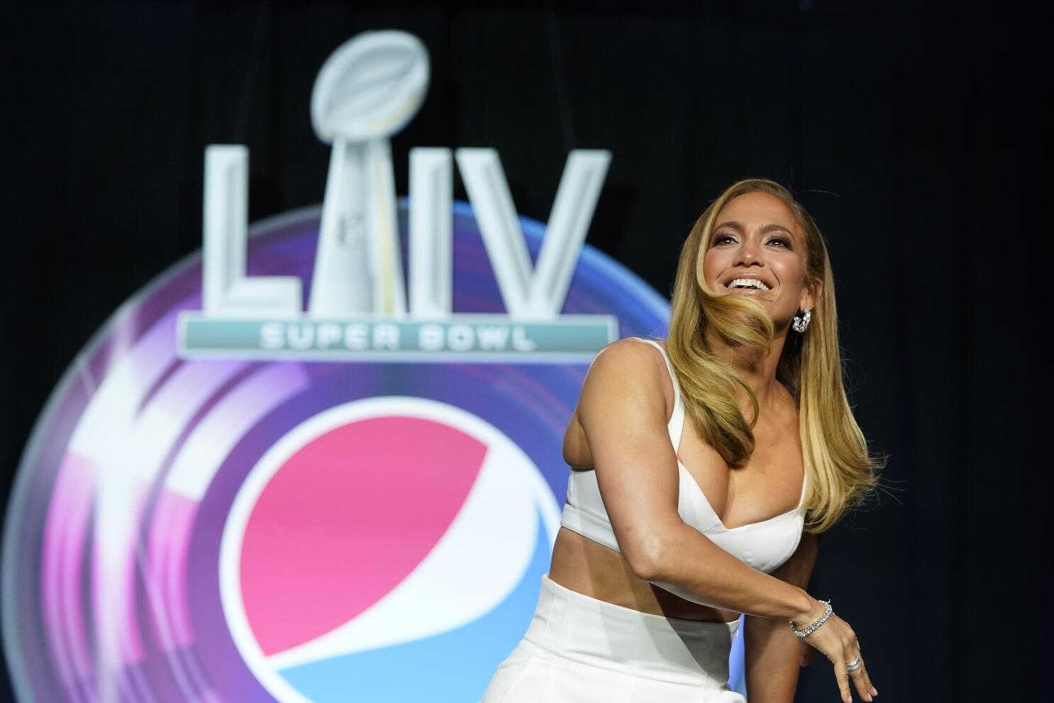 What Jennifer Lopez Really Thought of Sharing NFL Stage With Shakira - E!  Online